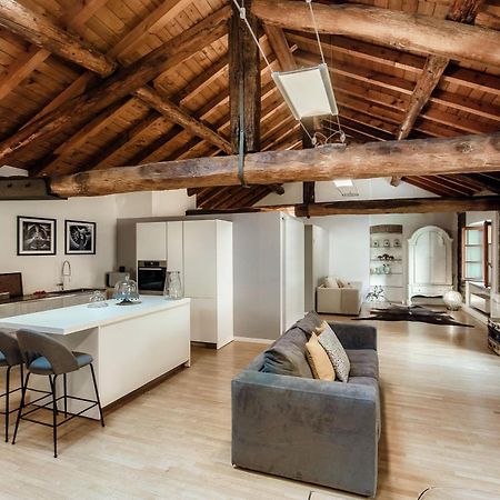 Corte Delle Rondini - Bymyhomeincomo Exterior foto