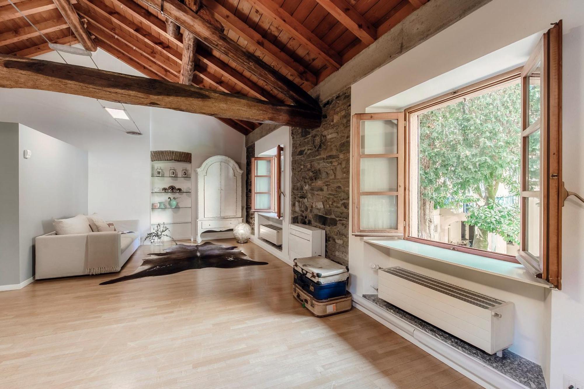 Corte Delle Rondini - Bymyhomeincomo Exterior foto